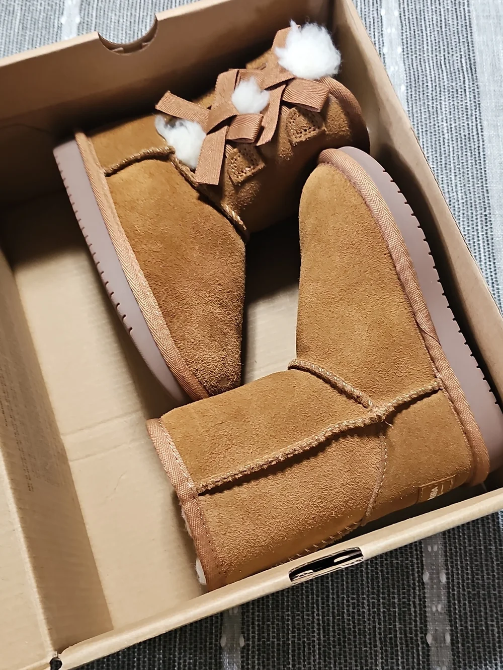 Ugg BOOTS NEW